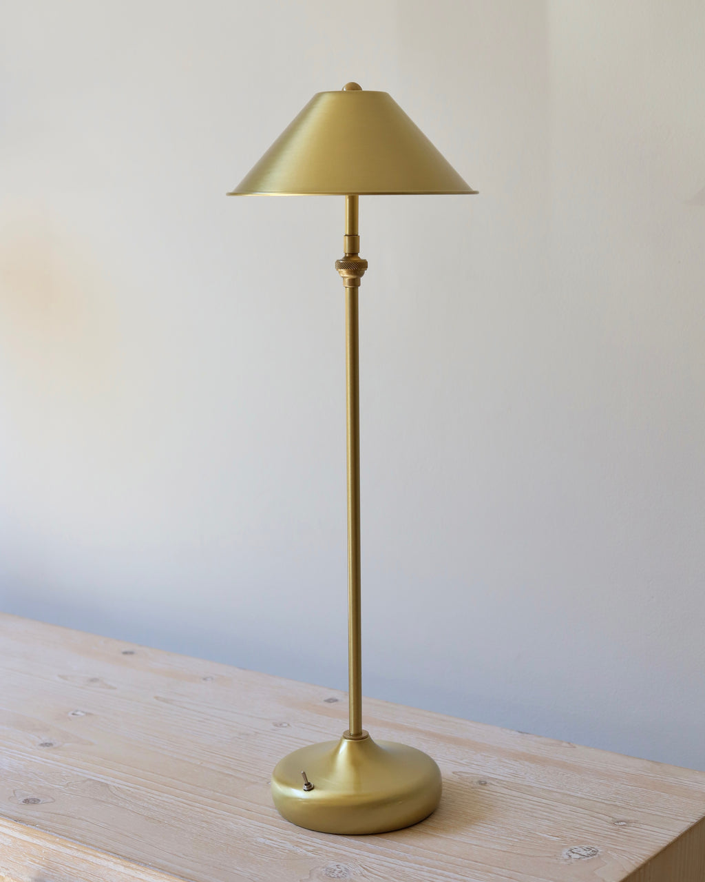 Anna Lari Emily Table Lamp in Glossy Satin Brass