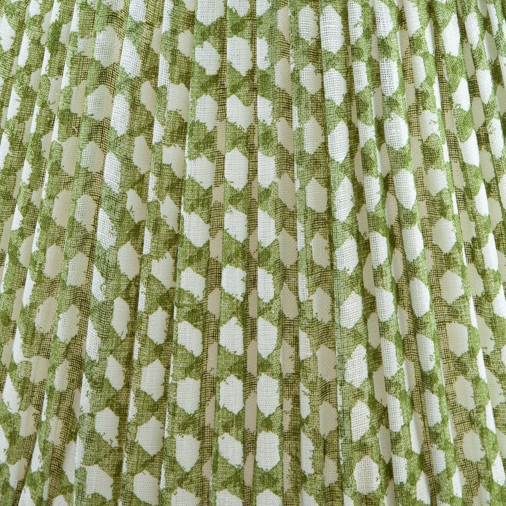Fermoie Green Wicker gathered cotton lampshade detail