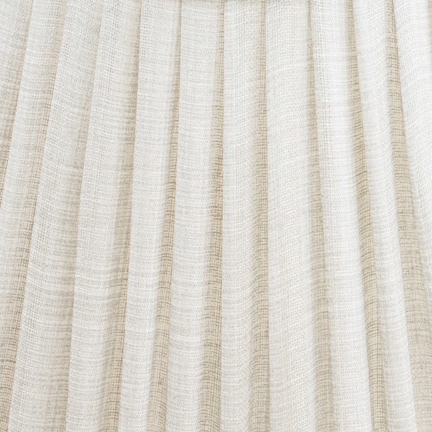 Fermoie Ivory Linen gathered cotton lampshade detail