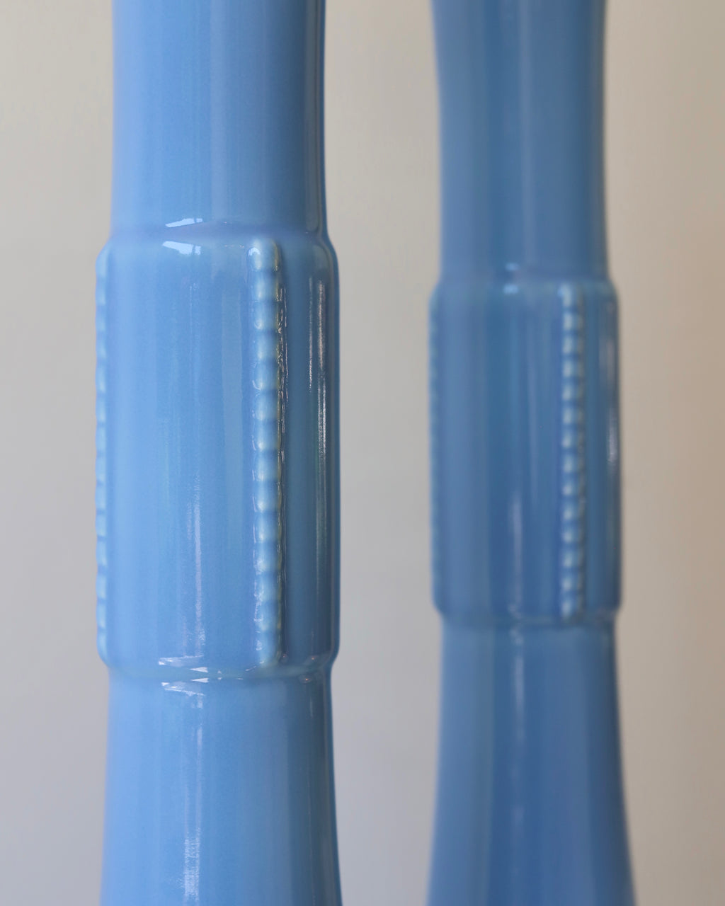 Hwang Bishop Cornflower Crane Ceramic Lamp Base