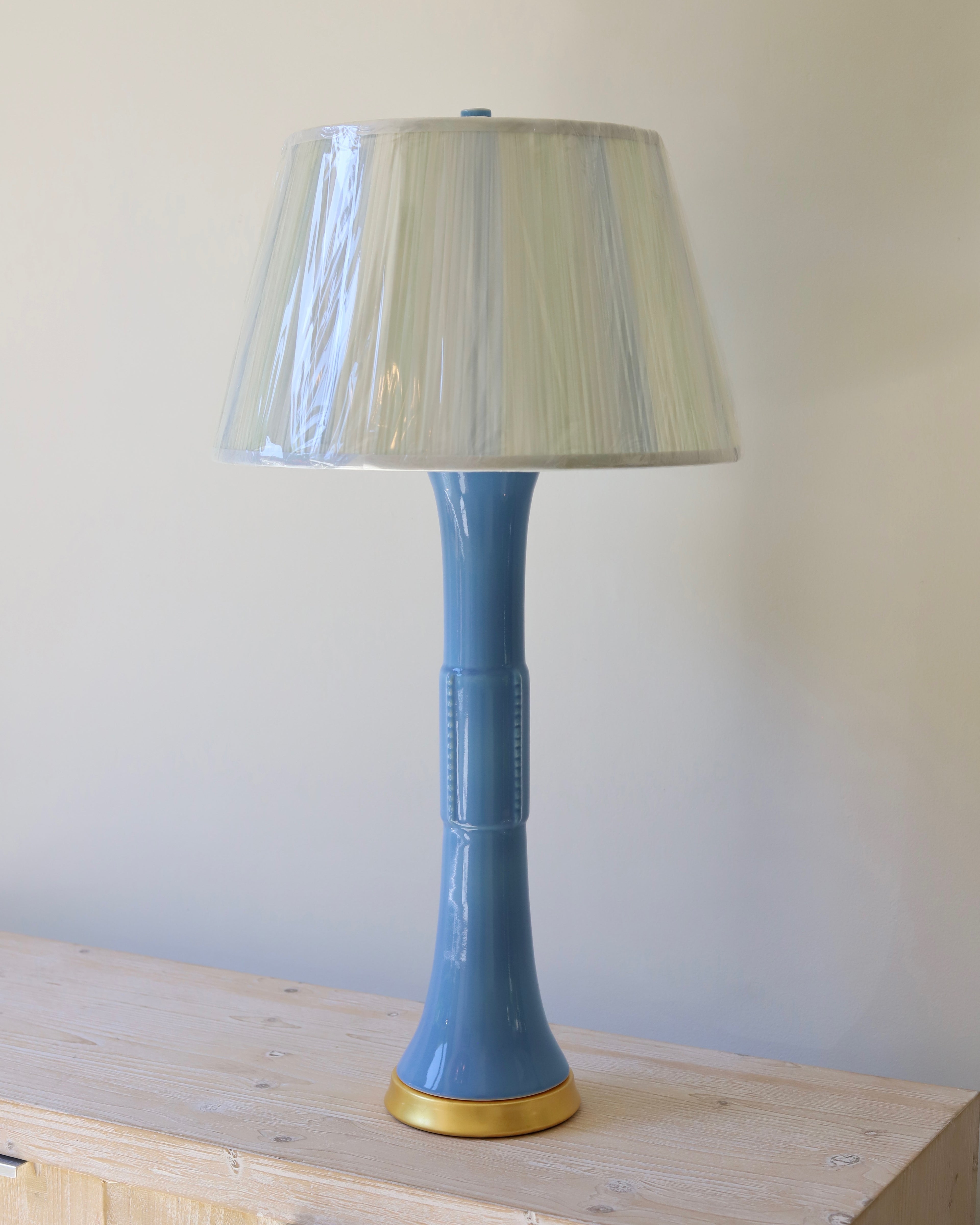Hwang Bishop Cornflower Crane Ceramic Lamp Base