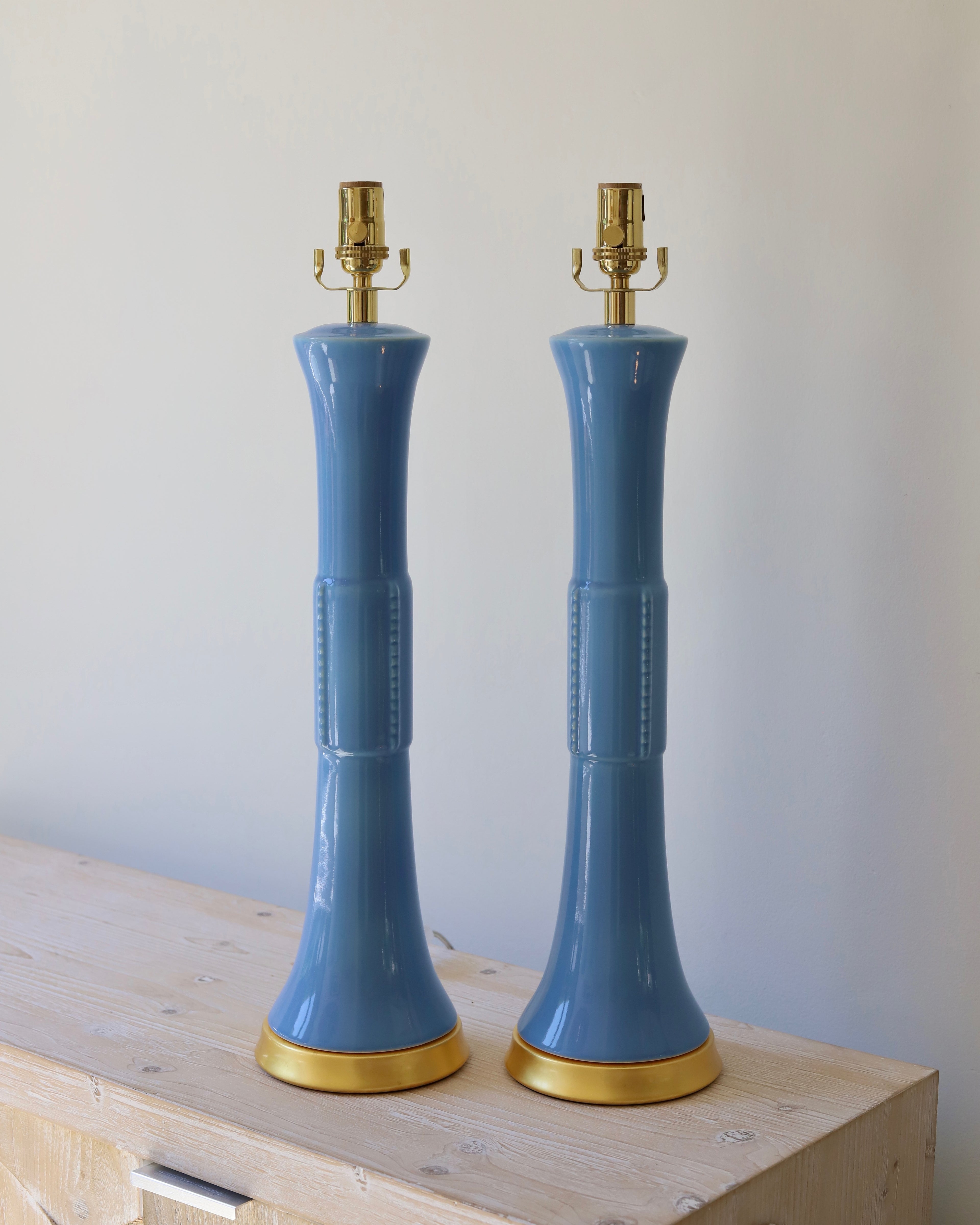 Hwang Bishop Cornflower Crane Ceramic Lamp Base