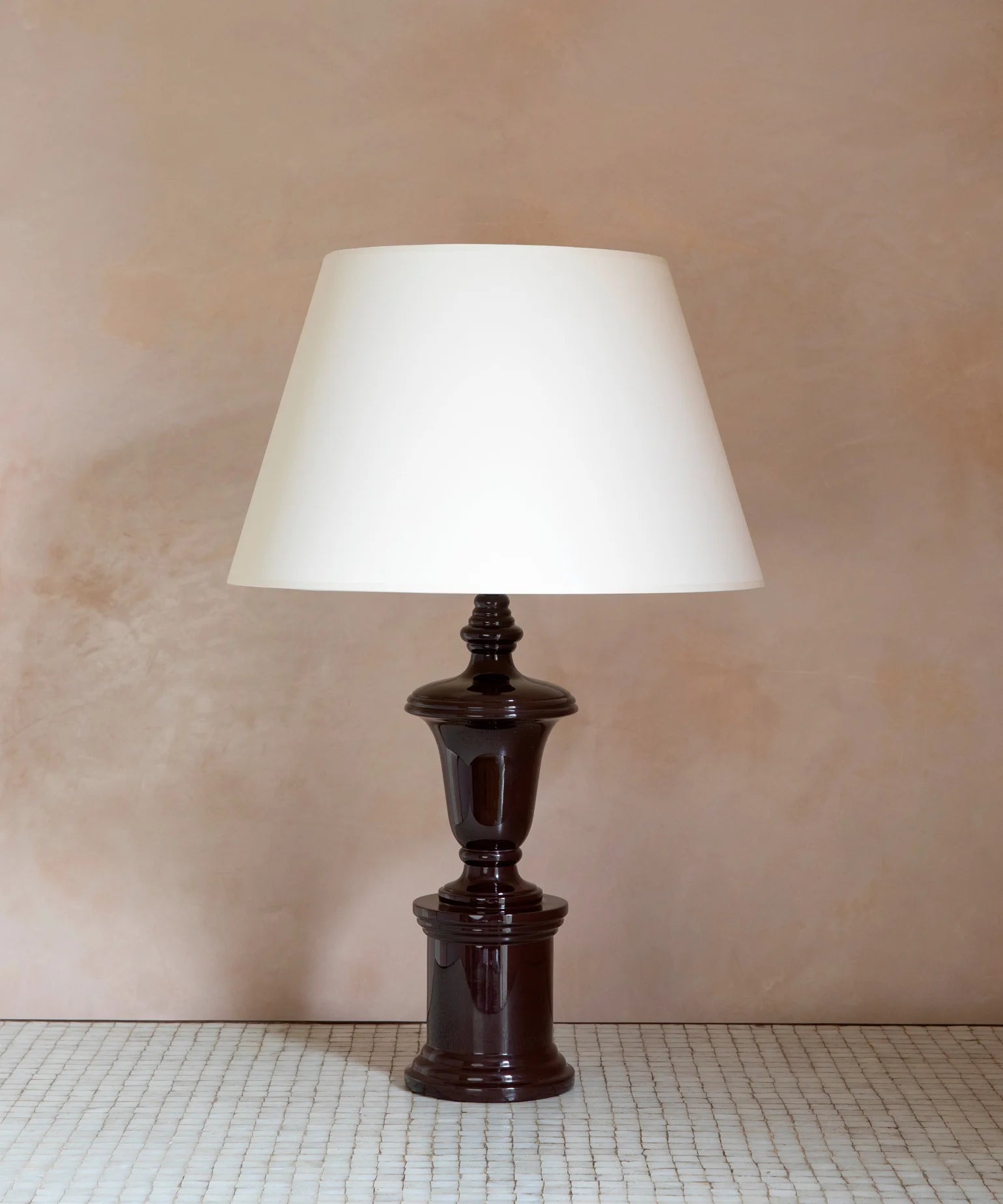 The Lacquer Company Urn Table Lamp in Chocolate