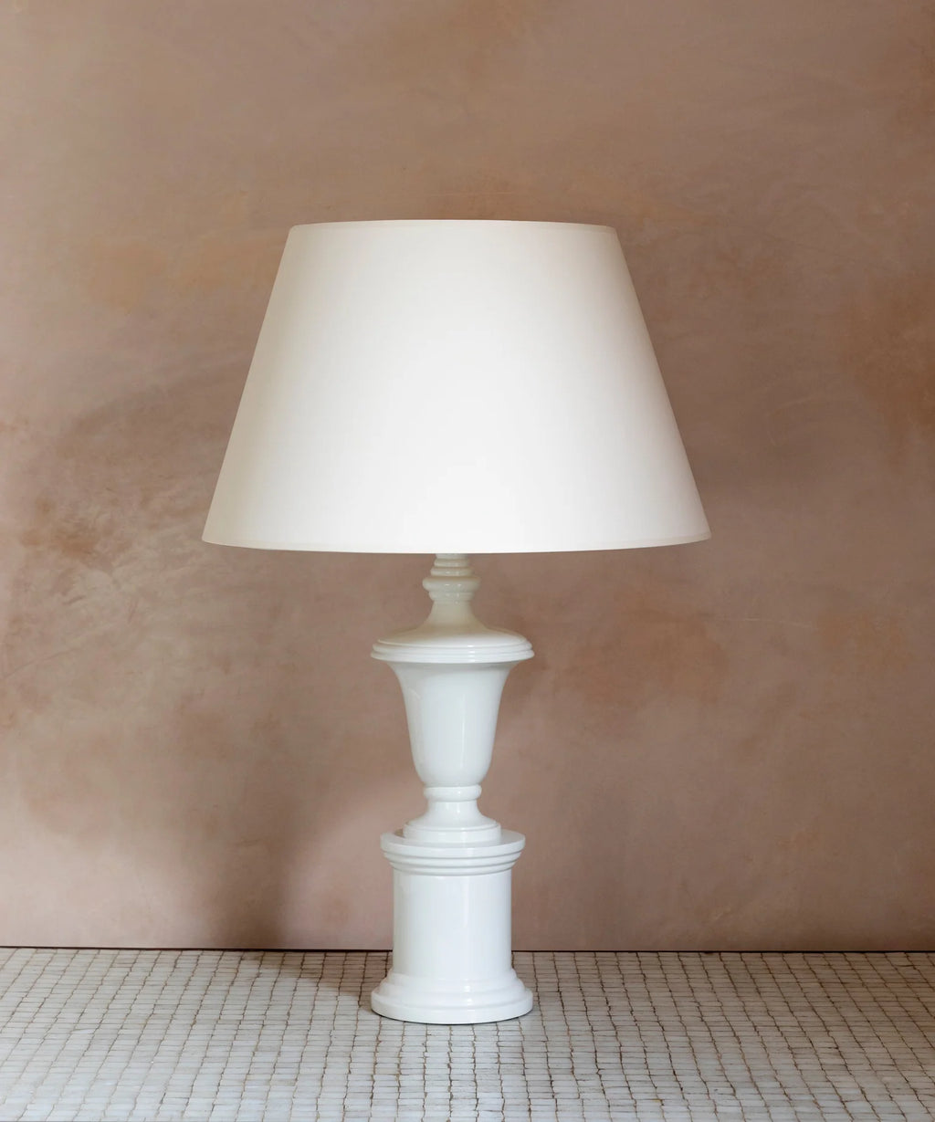The Lacquer Company Urn Table Lamp in Off White